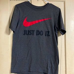 Nike Graphic Tee